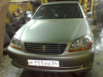 2003 Toyota Mark II Photos