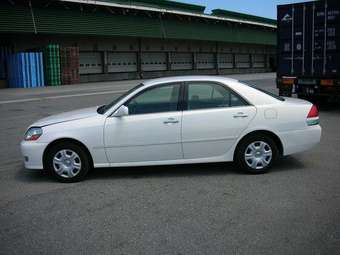 2003 Toyota Mark II Pictures