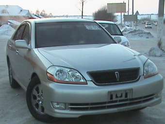 2003 Toyota Mark II Pictures