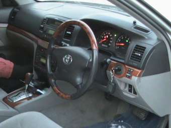 2003 Toyota Mark II Pics