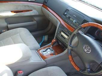 2003 Toyota Mark II Images