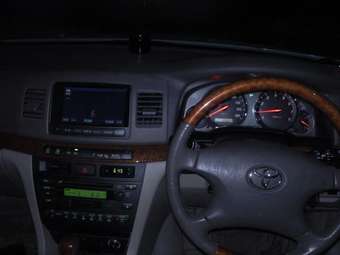 2003 Toyota Mark II Images