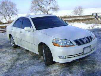 2003 Toyota Mark II Photos