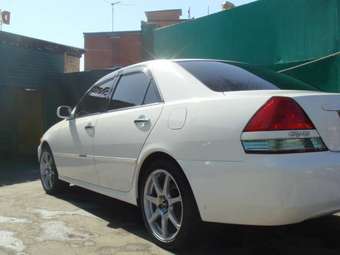 2003 Toyota Mark II Photos