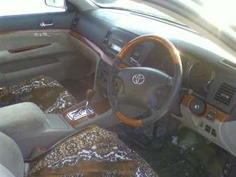 2003 Toyota Mark II Pictures