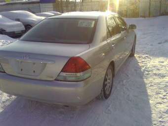 2003 Toyota Mark II Photos