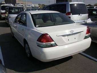 2003 Toyota Mark II Pictures