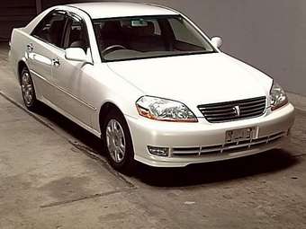 2003 Toyota Mark II Photos