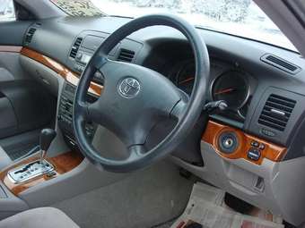 2003 Toyota Mark II Pictures
