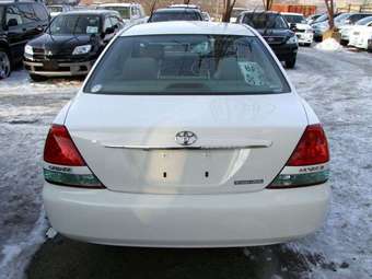 2003 Toyota Mark II Photos