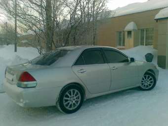 2003 Toyota Mark II Photos