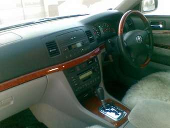2003 Toyota Mark II Photos
