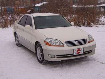 2003 Toyota Mark II Pictures