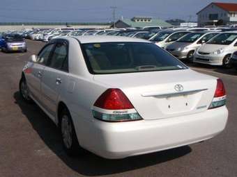 2003 Toyota Mark II Photos