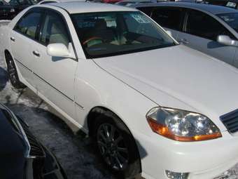 2003 Toyota Mark II Photos