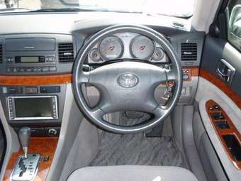 2003 Toyota Mark II Images