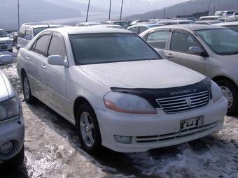 2003 Toyota Mark II Photos