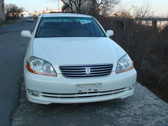 2003 Toyota Mark II Photos