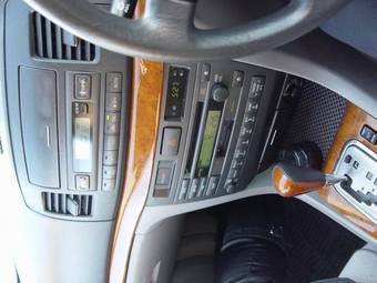 2003 Toyota Mark II Pics
