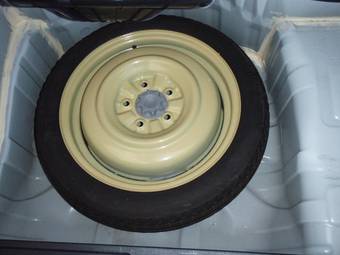 2003 Toyota Mark II Photos
