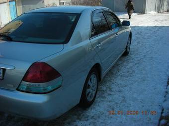 2003 Toyota Mark II Pictures