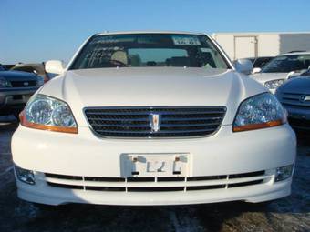 2003 Toyota Mark II Photos