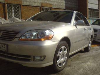 2003 Toyota Mark II Photos