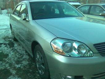 2003 Toyota Mark II Photos