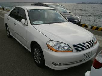 2003 Toyota Mark II Pictures