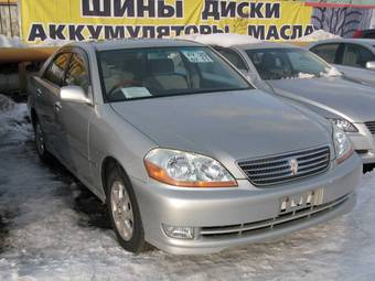 2003 Toyota Mark II Photos