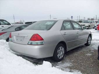 2003 Toyota Mark II Images