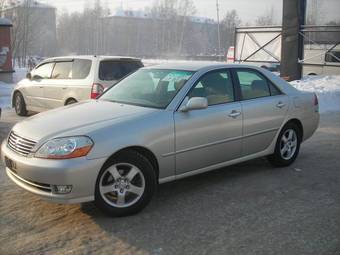 2003 Toyota Mark II Photos