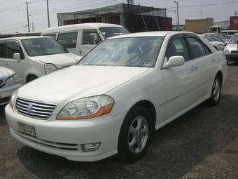 2003 Toyota Mark II Pictures