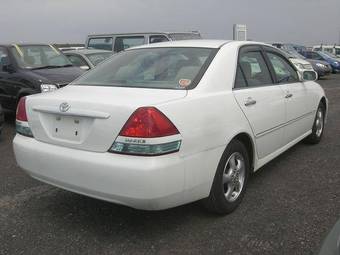 2003 Toyota Mark II Photos