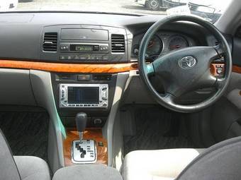 2003 Toyota Mark II Images