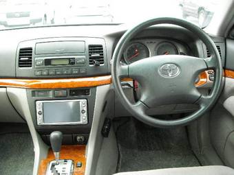 2003 Toyota Mark II Photos