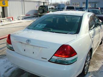 2003 Toyota Mark II Photos