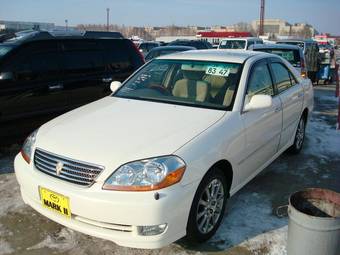 2003 Toyota Mark II Photos