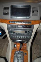 2003 Toyota Mark II Images