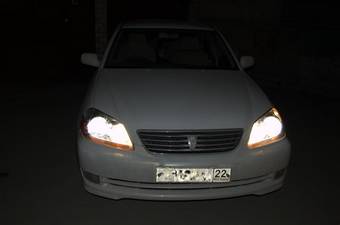 2003 Toyota Mark II Pics