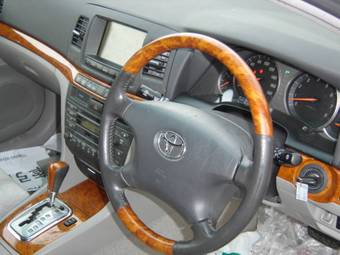 2003 Toyota Mark II Photos