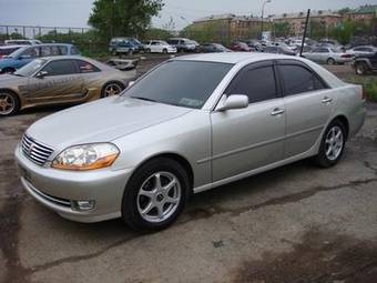 2003 Toyota Mark II Pictures