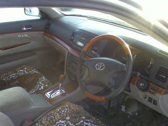 2003 Toyota Mark II Photos