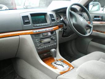 2003 Toyota Mark II Photos