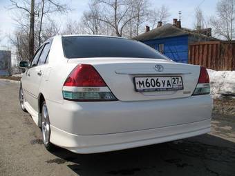 2003 Toyota Mark II Photos