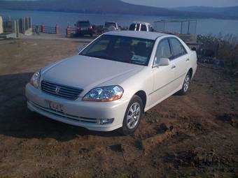 2003 Toyota Mark II Photos