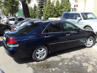 2003 Toyota Mark II Photos