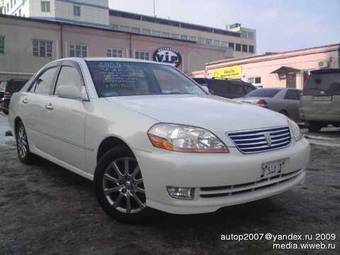 2003 Toyota Mark II Photos