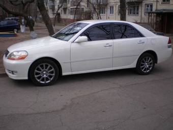 2003 Toyota Mark II Pictures