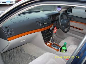 2003 Toyota Mark II Images